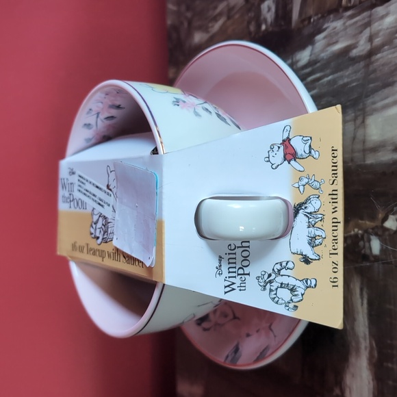 Disney ©️ Winnie the Pooh Teacup & Saucer Set, Cherry Blossom 🌸 design - Picture 4 of 8